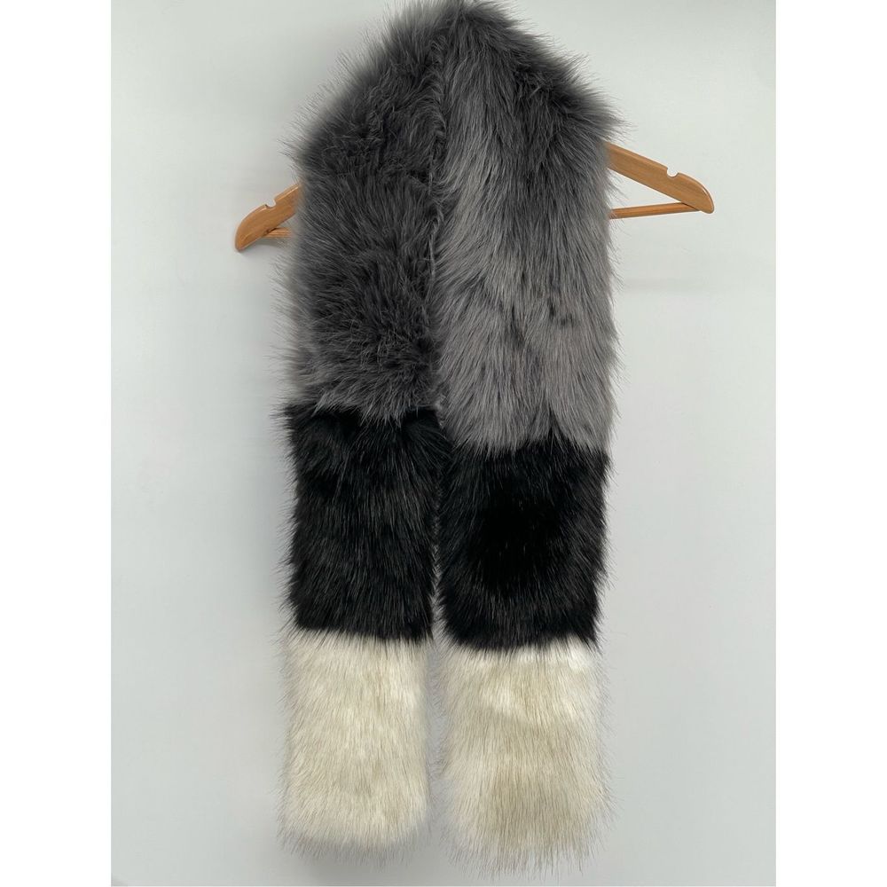 Steve Madden Scarf Faux Fur Women One Size Black Gray Off White New